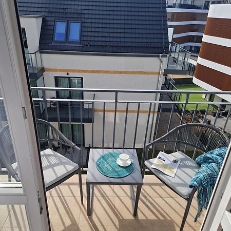 Stylish Vacation Apartment With Parking In Miedzyzdroje By Noclegi Renters 외부 사진