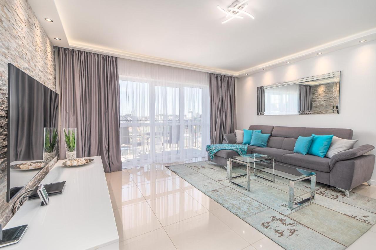 Stylish Vacation Apartment With Parking In Miedzyzdroje By Noclegi Renters 외부 사진